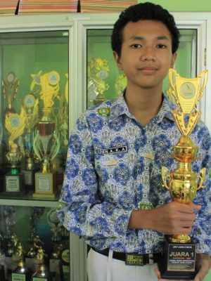 Juara 1 lomba siswa berprestasi JSIT tingkat Jawa Timur dan Juara 3 Lomba Siswa Teladan Kota Madiun